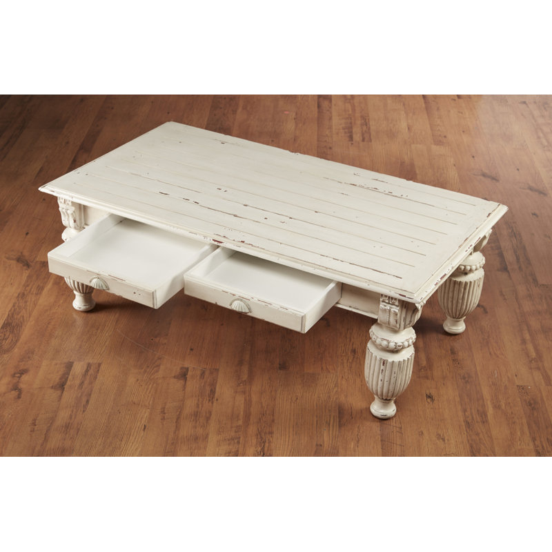 Table basse en bois massif Bevill, Parchemin