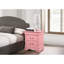 Charmante table de chevet traditionnelle rose