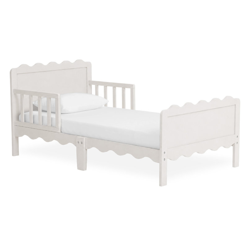 Maple Ridge Toddler Bed, Cannoli Cream