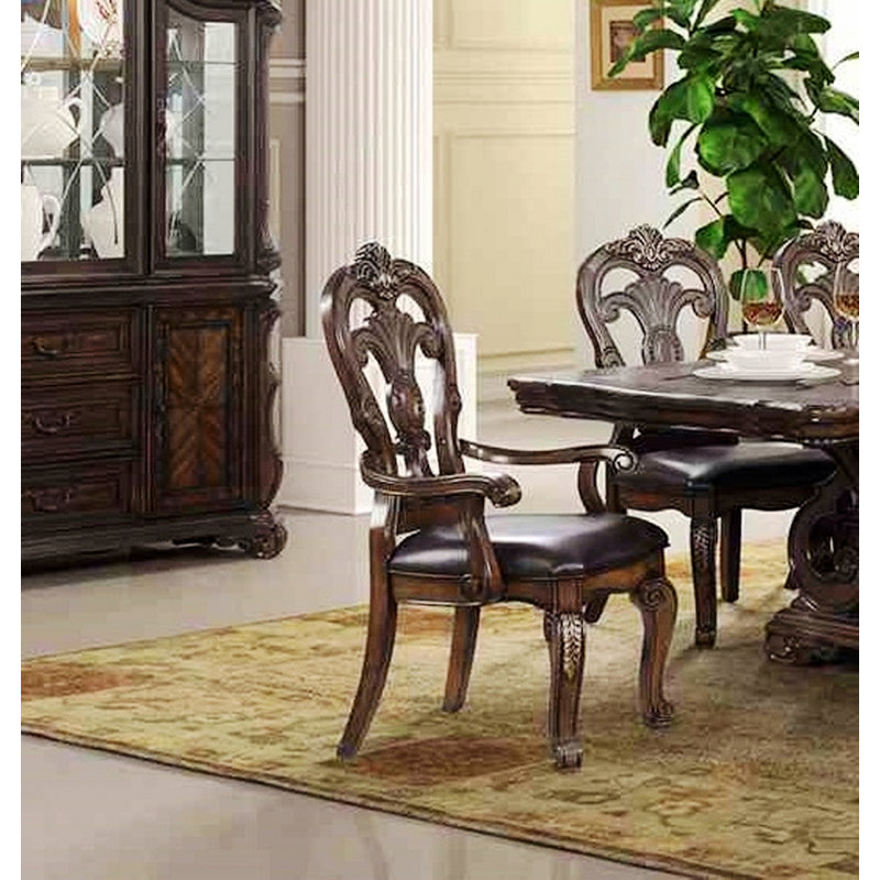 Deux fauteuils deux pièces pour l'intérieur
