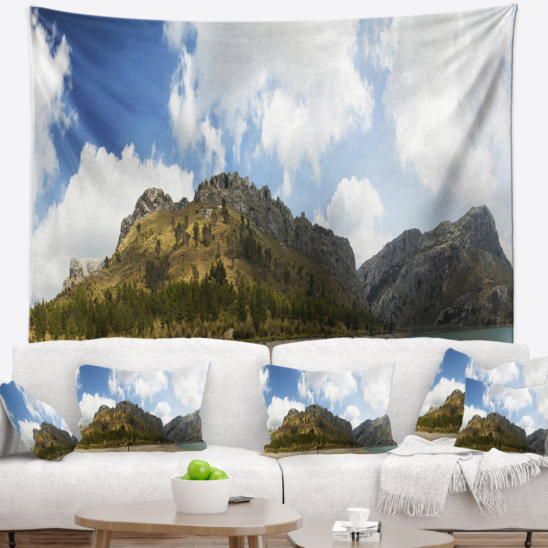 Paysage, lac et nuages, tapisserie panoramique, H 32 po x l 39 po