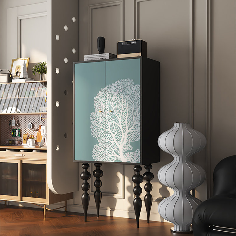 Armoire décorative française