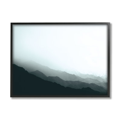 Misty Mountain Range Slopes Landscape par Laura Marshall - impression sur bois