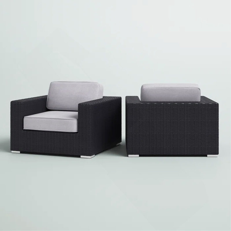Chaise de patio entièrement assemblée avec coussins