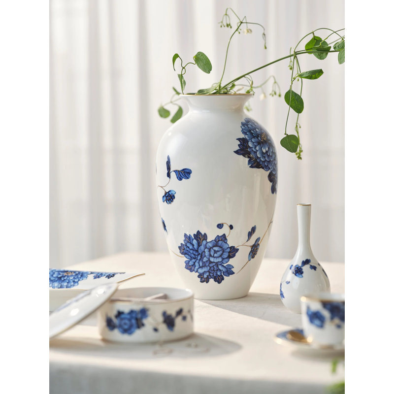 Bone China Table Vase
