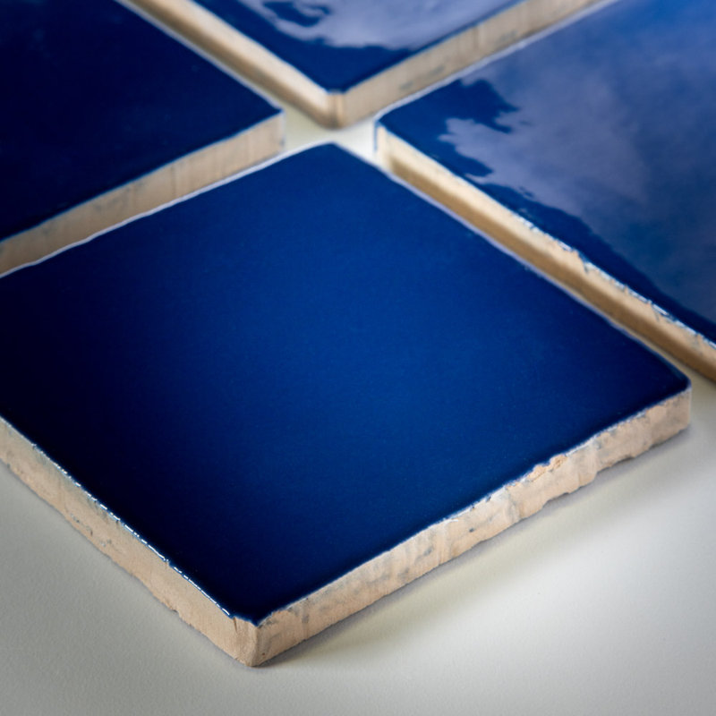 Carreau de céramique 4 "x 4" Zellige, Bleu/Indigo