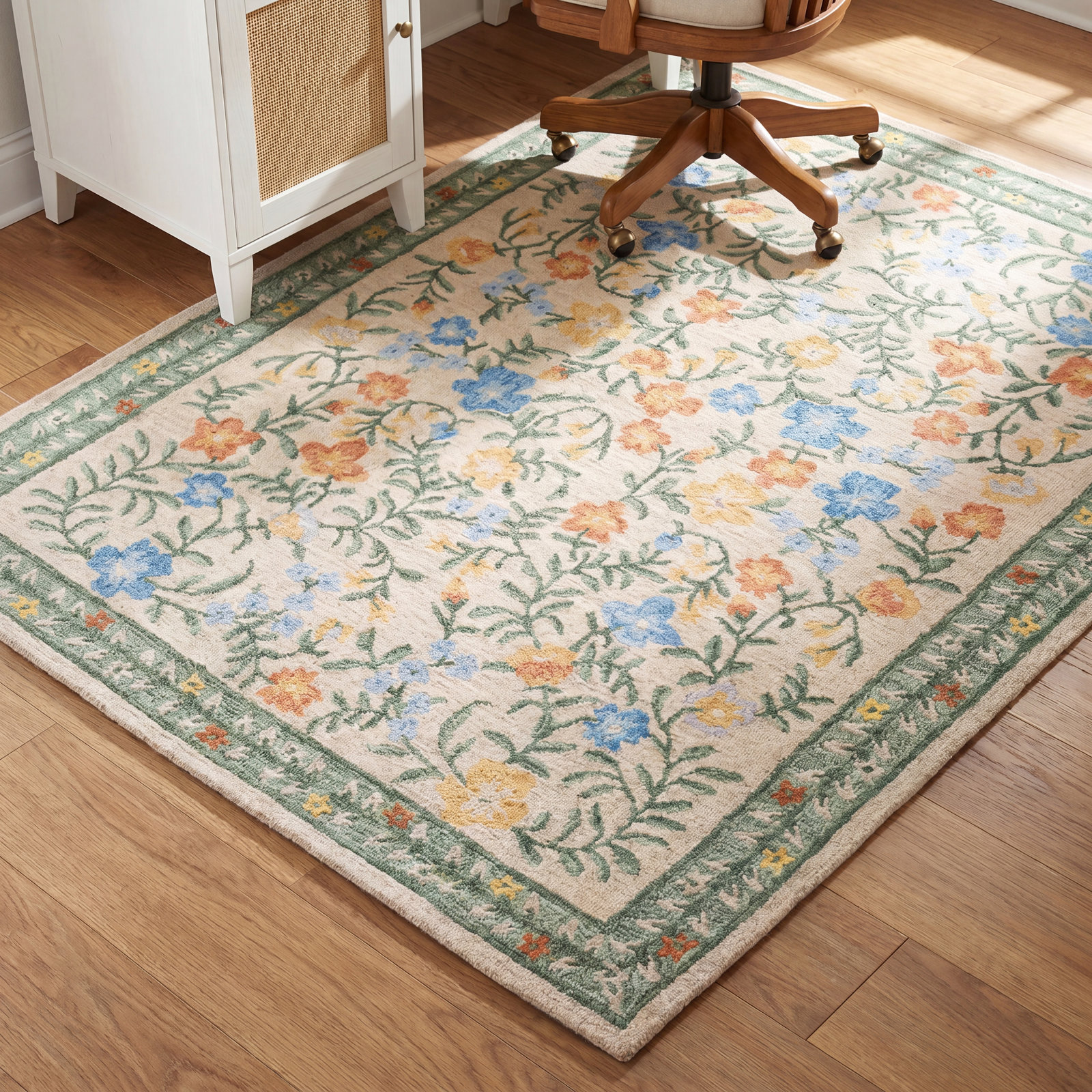 Martha Stewart Hand-Tufted Floral Wool Rug, Rectangle 8' x 10'