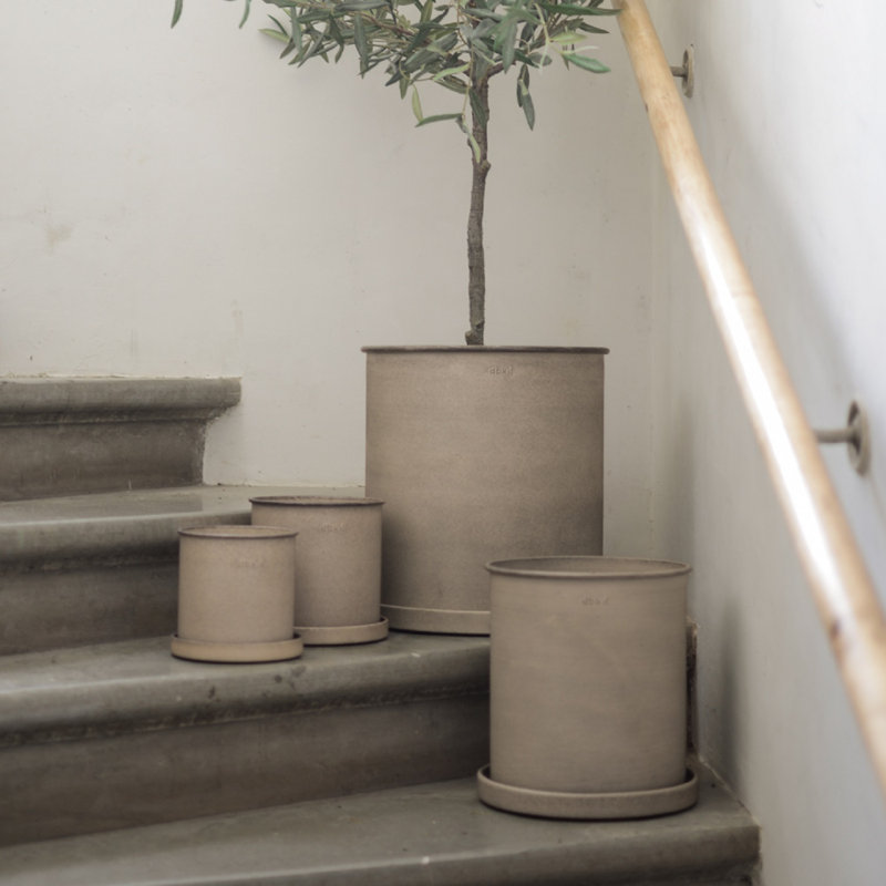 Henderson Metal Plant Pot, 7"H x 7"W x 7"D