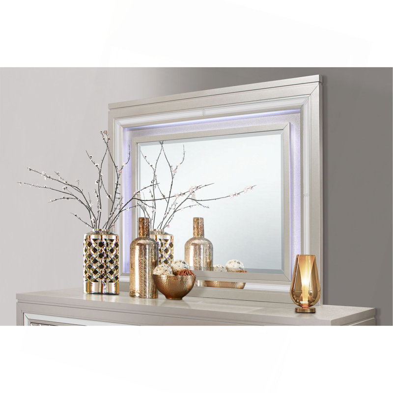 CHAMPAGNE MIRROR WITH LED