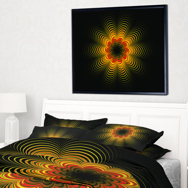 «Psychedelic Yellow Fractal Flower», impression, H 12 po x l 20 po x P 1 po, Toile avec cadre flottant