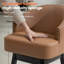Tabouret de comptoir pivotant en similicuir de 26,4 po avec pieds en bois massif-1153900803