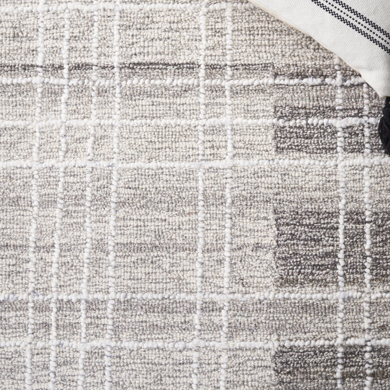 Fionnbharr Area Rug, Rectangle 5' x 8'