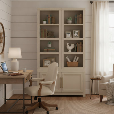 Bibliothèque standard modulaire en bois massif à 6 tablettes de 86,25 po de hauteur avec armoire de rangement à 2 portes