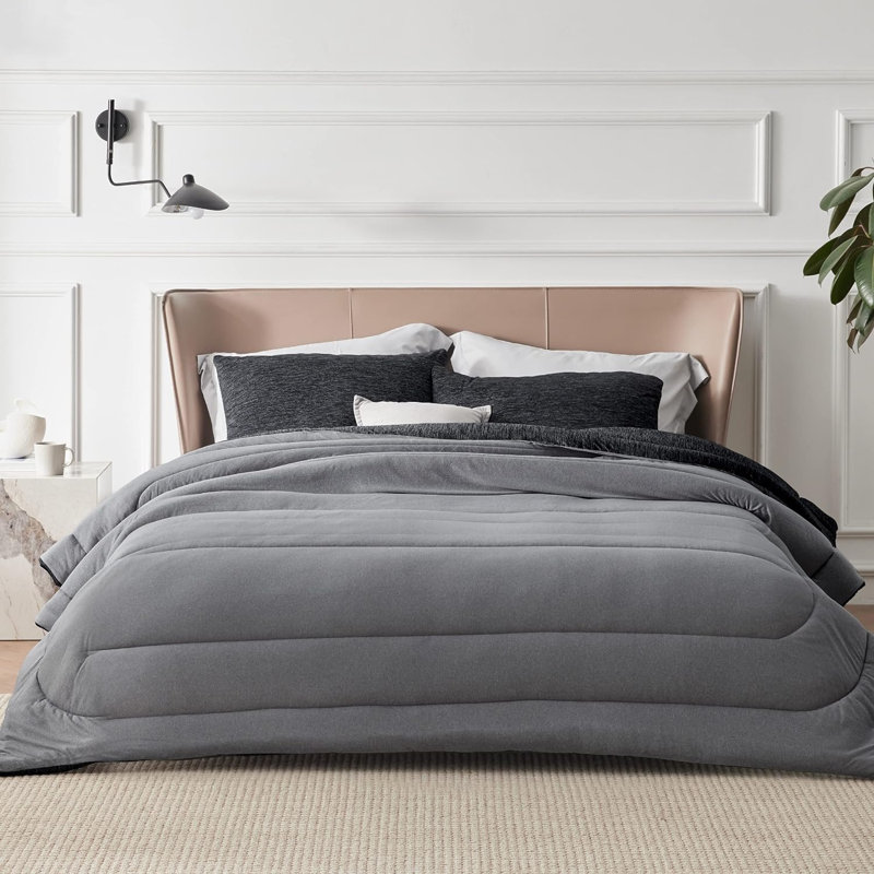 Bedsure Cooling And Warm Bed Set, Queen Comforter with 2 Pillowcases, Charcoal Black - Reversible