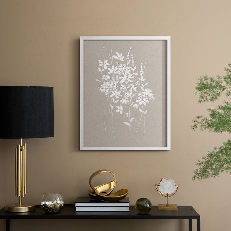 «Delicate Botanicals I», reproduction encadrée - bois massif, H 21 po x l 17 po, Blanc