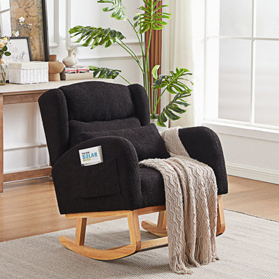 Chaise berçante surdimensionnée en peluche avec dossier haut et poches latérales