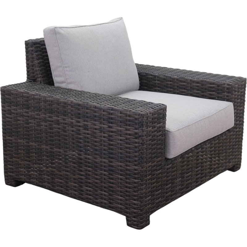 Chaise de patio avec coussins