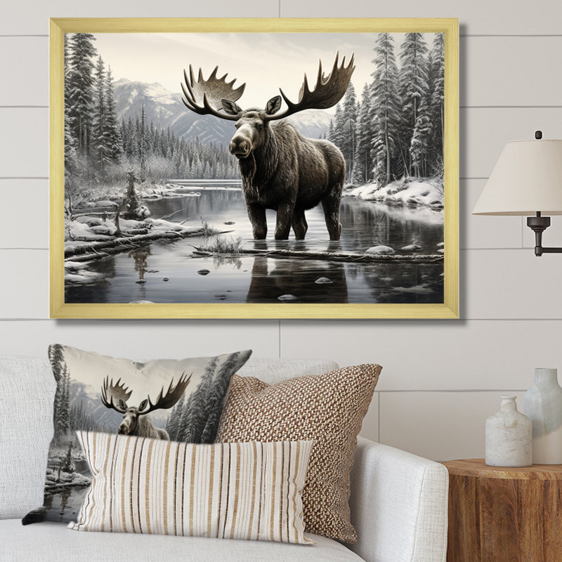 Orignal brun et blanc Winter Majesty - art mural orignal pour le salon, H 30 po x l 40 po, Cadre photo unique, Doré