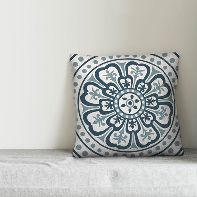  Medallion Square Pillow Cover & Insert