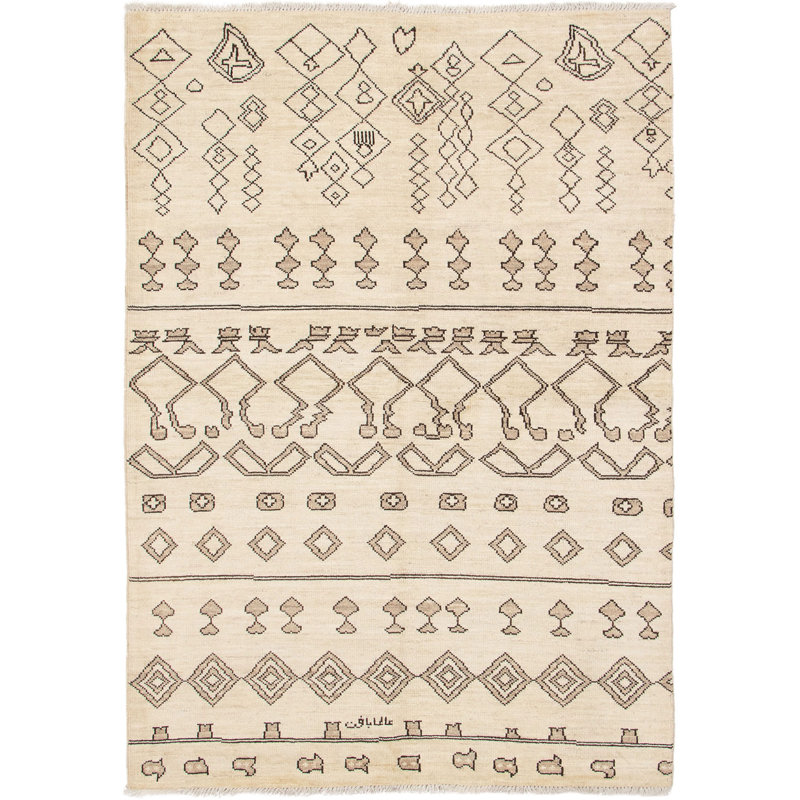 Tapis marocain crème en laine noué à la main de conception unique des années 2010 de 6 pi 4 po x 8 pi 10 po