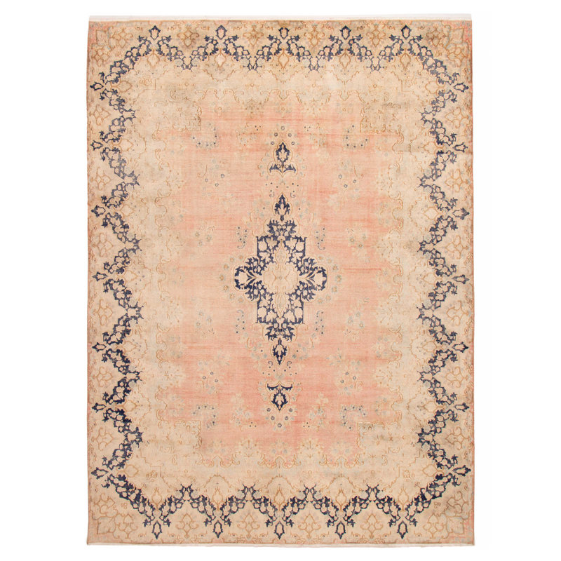 Tapis corail Antalya 9 pi 7 po x 12 pi 8 po