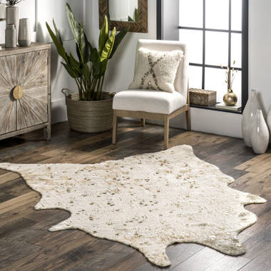 5' X 8' Off White And Brown Faux Cowhide Tufted Washable Non Skid