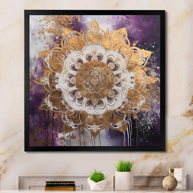 Mandala mauve et doré II sur toile, Cadre d'angle fermé noir, H 30 po x l 30 po x P 1 po