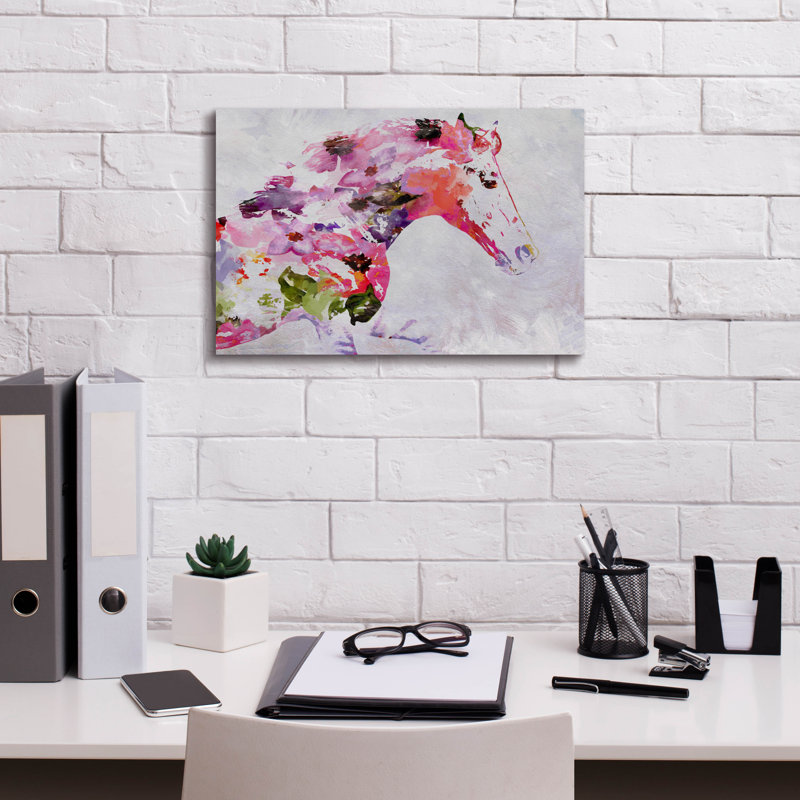 «Abstract Pink Horse» par Irena Orlov, H 12 po x l 18 po x P 0,75 po