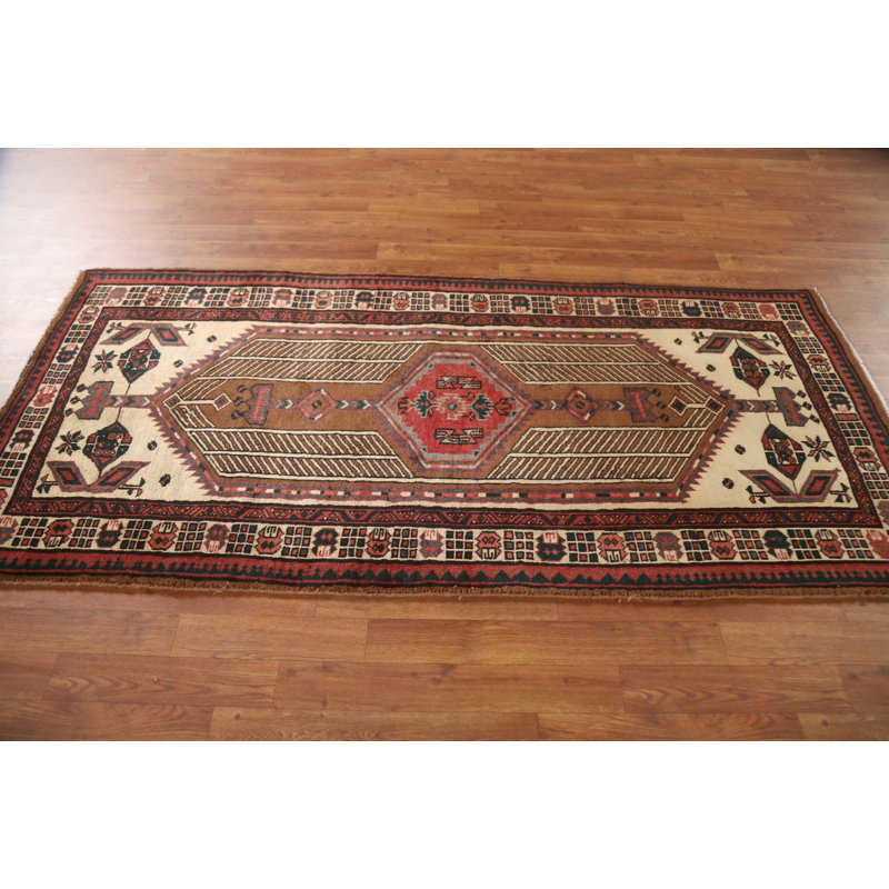 Tapis de couloir brun à motif géométrique 3x7