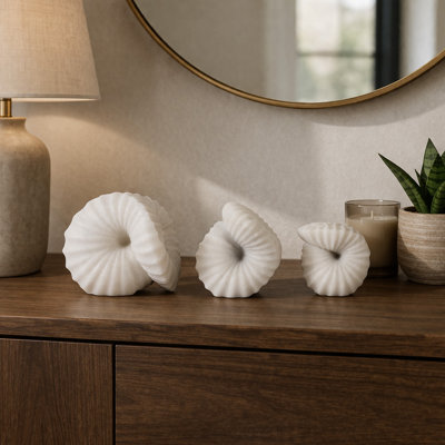 Modern Resin Shell Sculptures For Home Decor - Coastal Statue Decorative Objects For Living Room Decoration - Set Of 3, 6", 5", 4", White