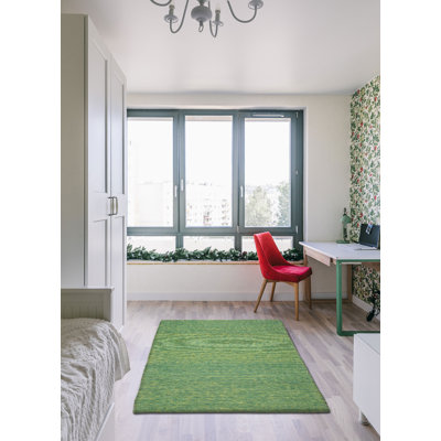 Sienna Green Rug 5'1" x 7'11"