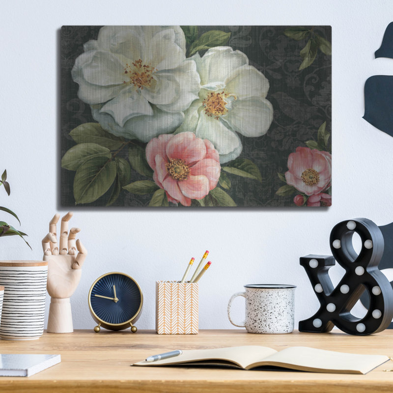 «Floral Damask I» par Lisa Audit, H 12 po x l 16 po