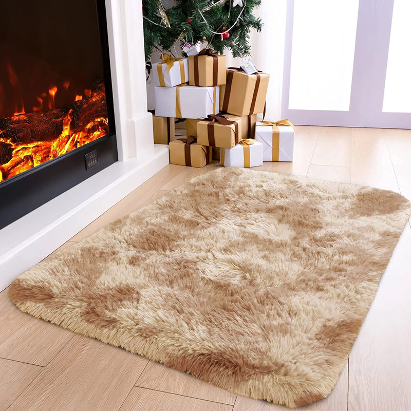 Charvik Indoor Shaggy Area Rug, Rectangle 5' x 7'