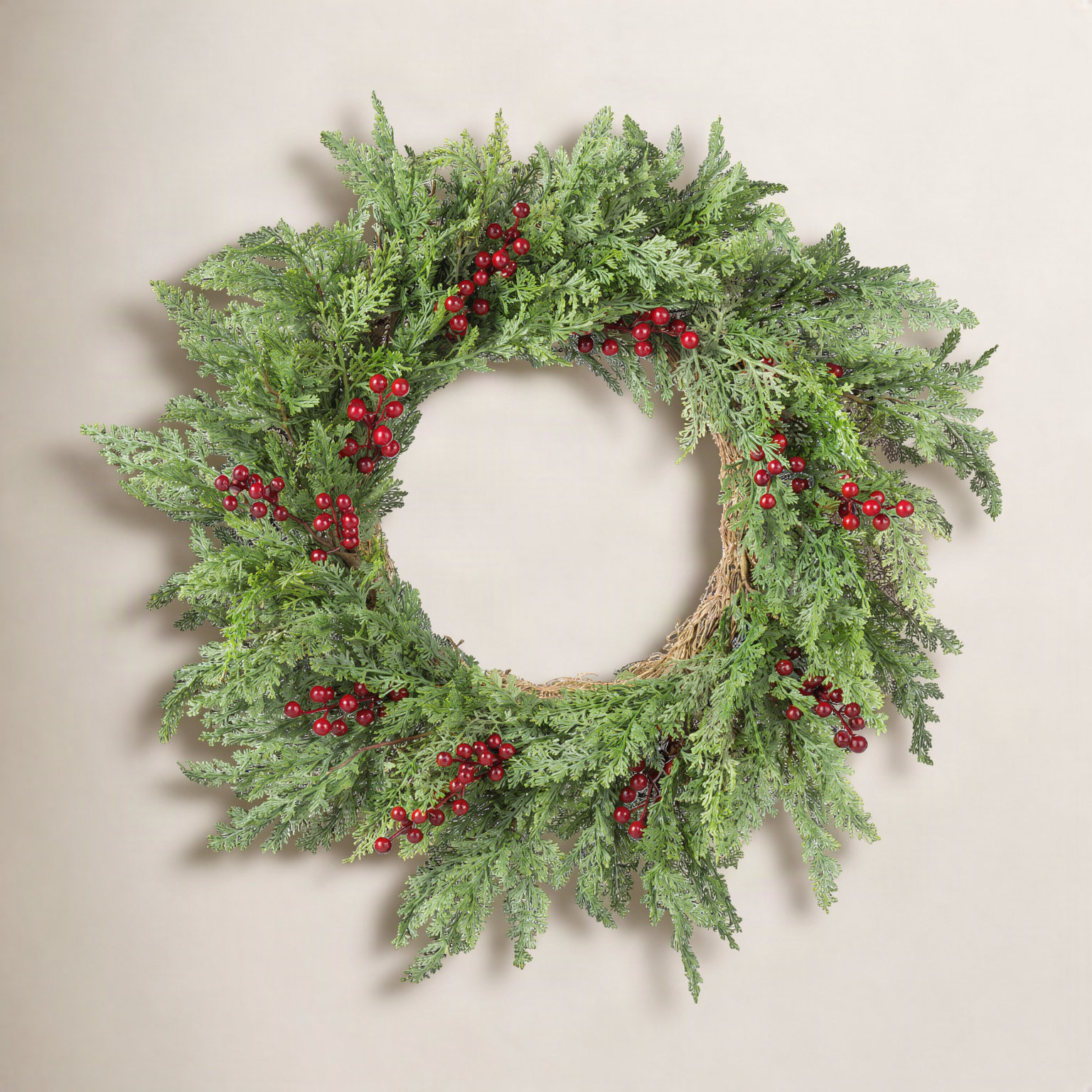The Holiday Aisle® Lexianna 24" Cedar Wreath
