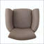 Fauteuil club avec garniture cloutée, accoudoirs roulés et pieds en bouleau-131539372