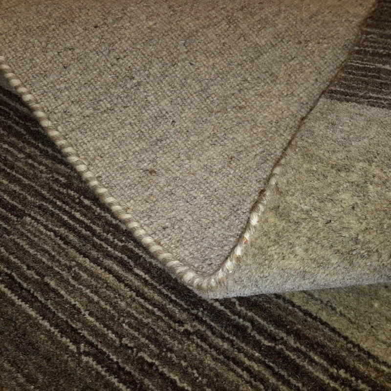 No Pattern and Not Solid Color Handmade Rectangle 4'7" x 6'8" Wool/Cotton Area Rug in Gray/Brown
