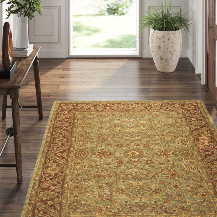 Santoyo Hand Tufted Wool Floral Rug