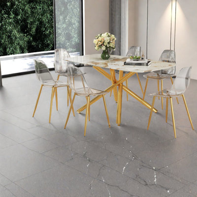 Ensemble de table de salle à manger luxueux avec verre à motif de marbre et pieds en métal doré pour une maison moderne