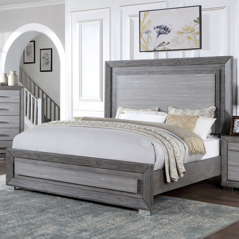 Yanil Panel Bed, California King