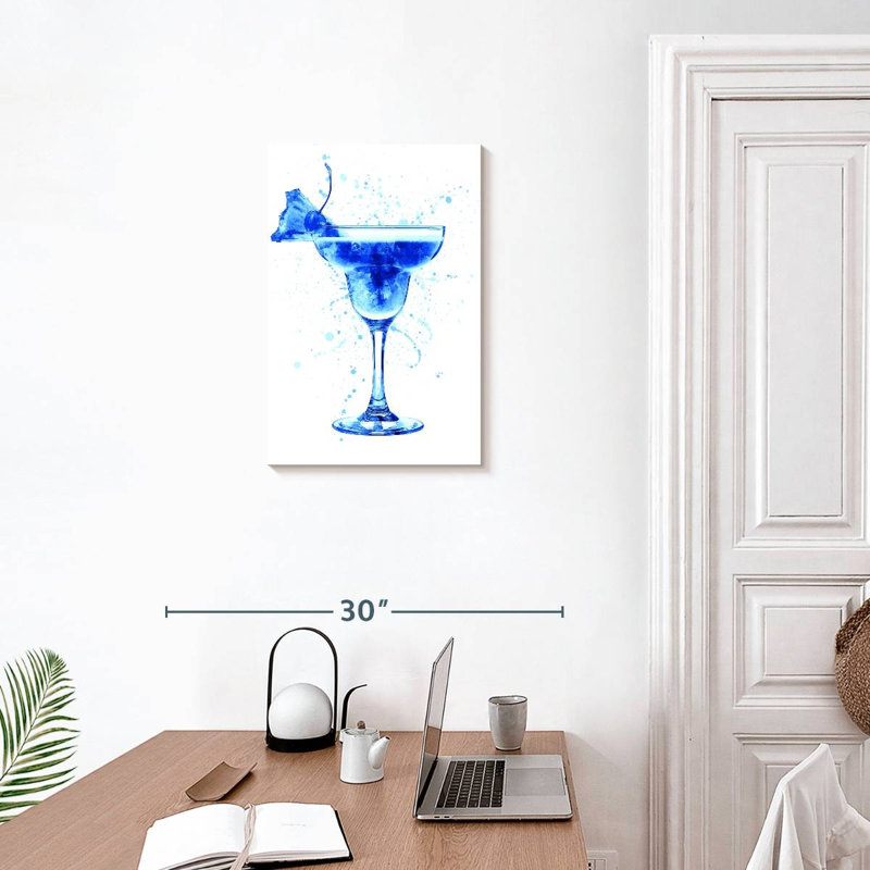 Verre à cocktail II, H 24 po x l 16 po