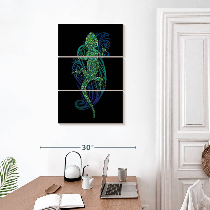 Brampt Tribal Green Lizard, 32" H x 20" W