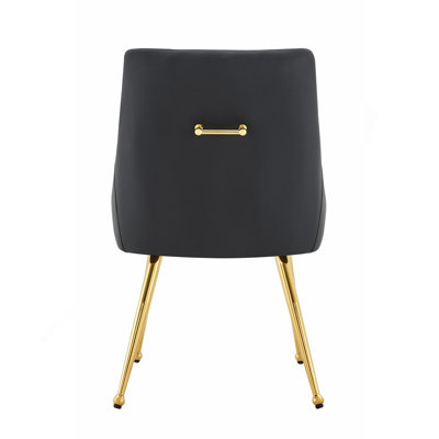 Chaise de salle à manger rembourrée en cuir avec dossier capitonné Diamond