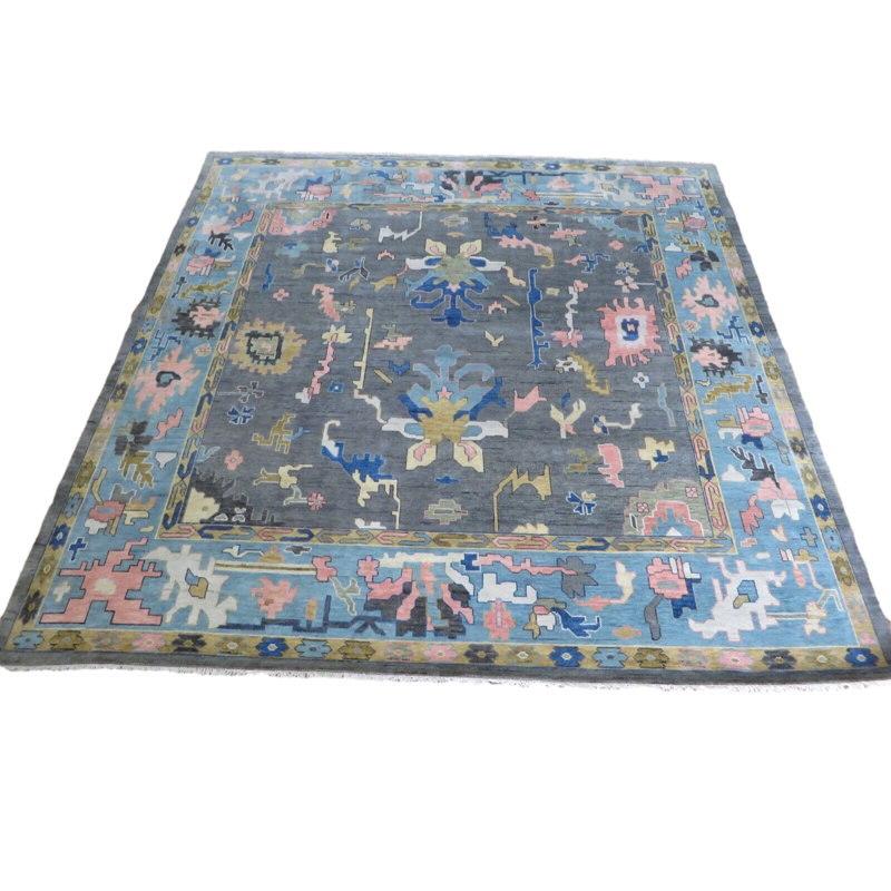 Tapis gris unique 11 pi 11 po x 12 pi One-of-a-Kind