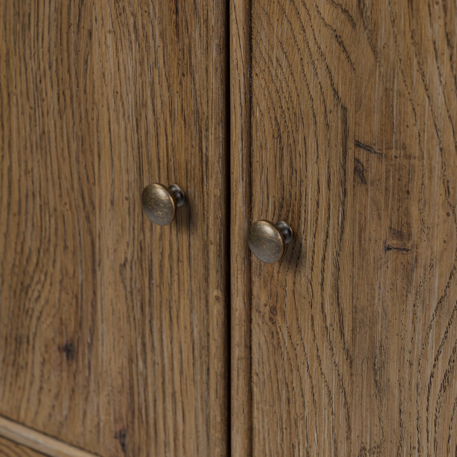 Bari Sideboard, Weathered Oak Veneer