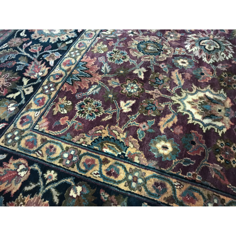Bikaner Wool Oriental Area Rug in Red/Navy/Beige