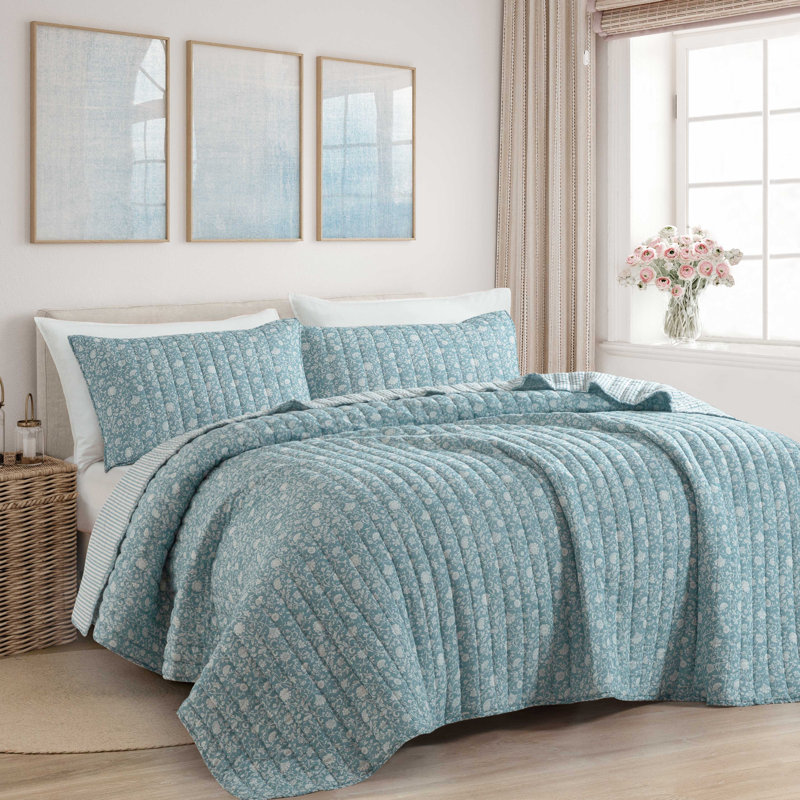 Ensemble de literie 3 pièces Wonderful Schautz, Motif floral bleu, Courtepointe très grand et 2 très grandes taies
