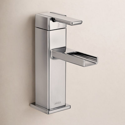 90 Degree Single-Hole Faucet with Drain