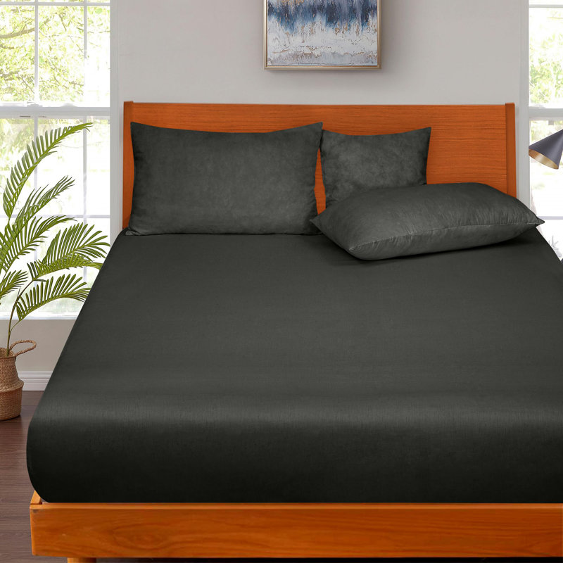 Royale Linens 300 Thread Count 100% Long Staple Combed Cotton Flat Sheet - Super Soft - Top Sheets - Flat Sheet Sold Separately - Breathable, Cool & Crisp Percale Sheets Only 