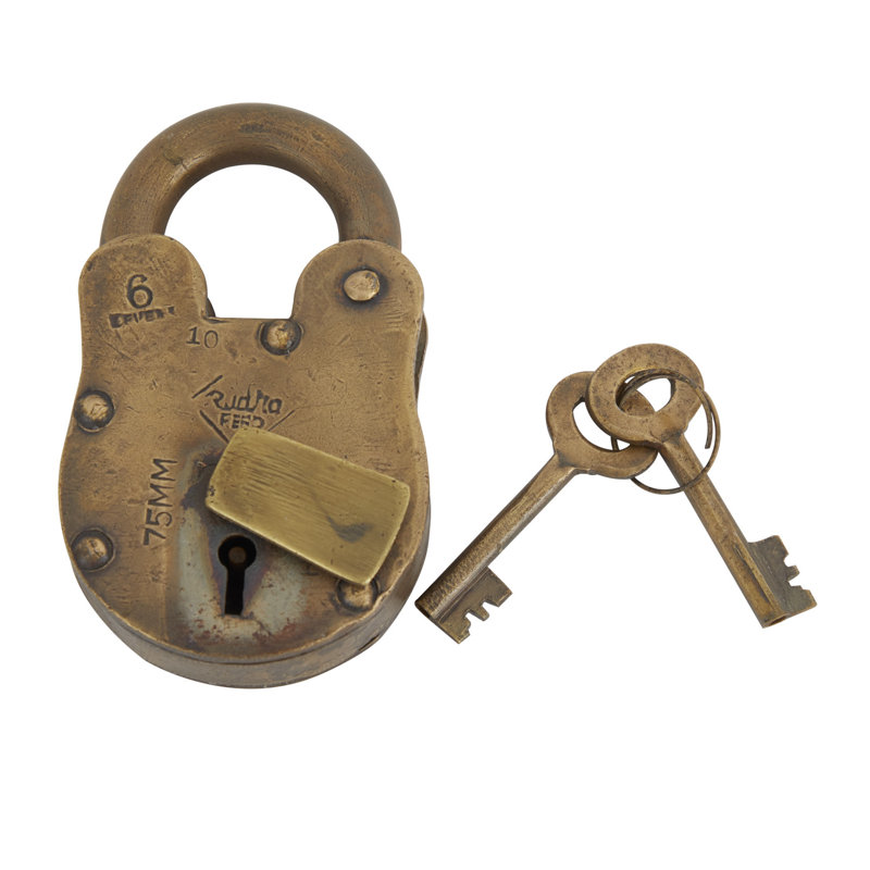 Dominick Lock And Key, Brass, 1.35" H x 2.60" W x 4.35" D