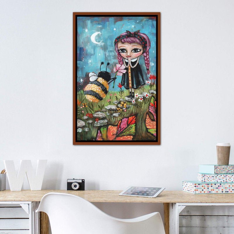 «Bee Mine» par Heather Renaux - reproduction d'art, H 40 po x l 26 po x P 1,5 po, Toile avec cadre brun, Pas de tapis